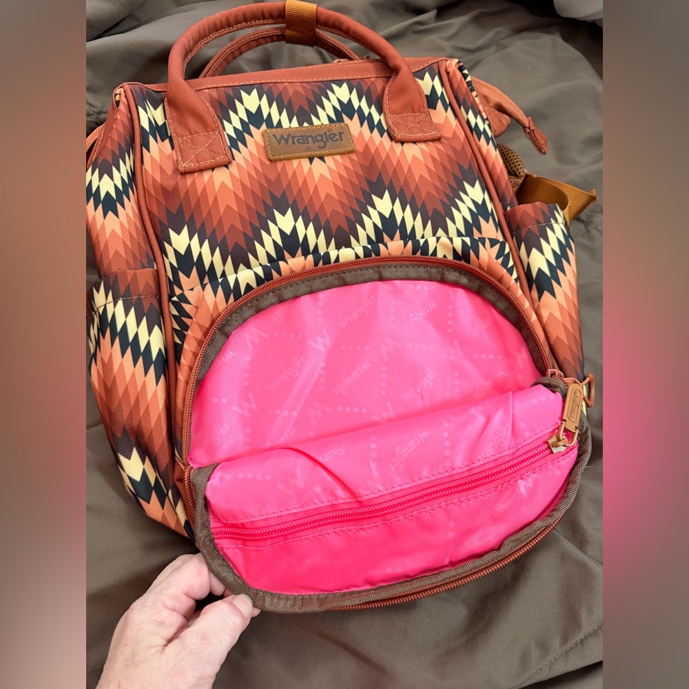 Wrangler Chevron Patterned Women's Backpack - image 4